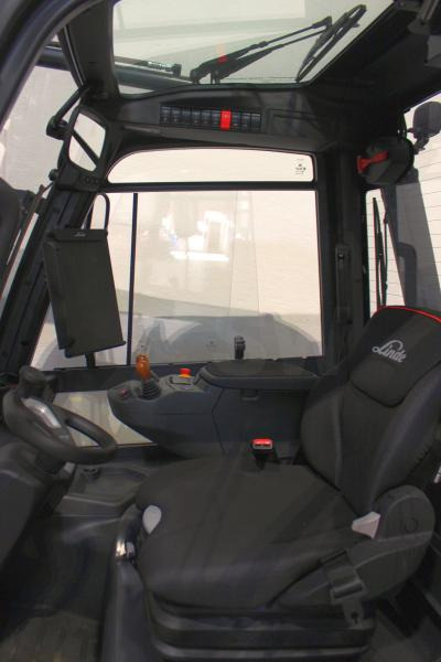 Linde E 25 1252 - Elektrický vysokozdvižný vozík: obrázek 4 Linde E 25 1252 - Elektrický vysokozdvižný vozík: obrázek 4