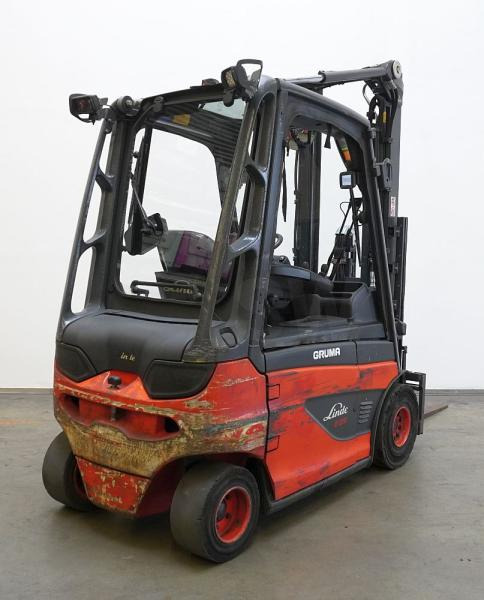 Linde E 25 387 - Elektrický vysokozdvižný vozík: obrázek 2 Linde E 25 387 - Elektrický vysokozdvižný vozík: obrázek 2