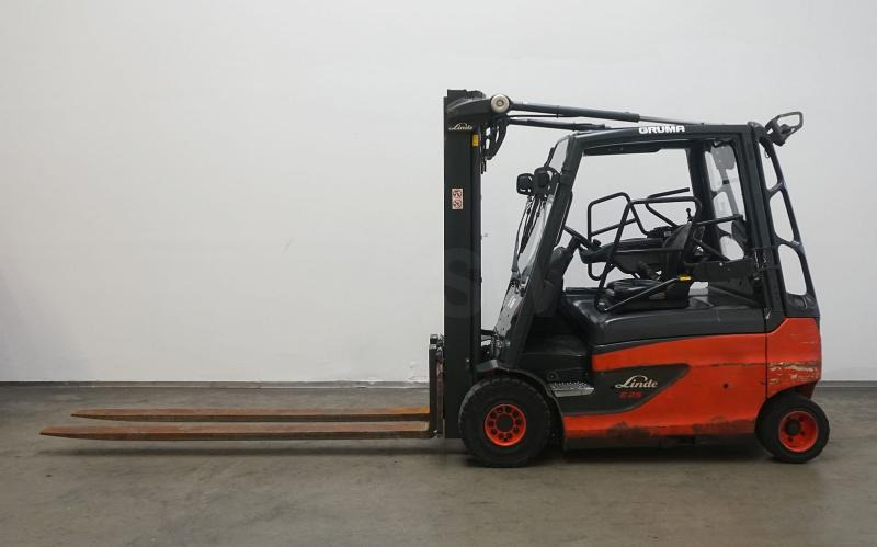 Linde E 25 L 387 - Elektrický vysokozdvižný vozík: obrázek 4 Linde E 25 L 387 - Elektrický vysokozdvižný vozík: obrázek 4