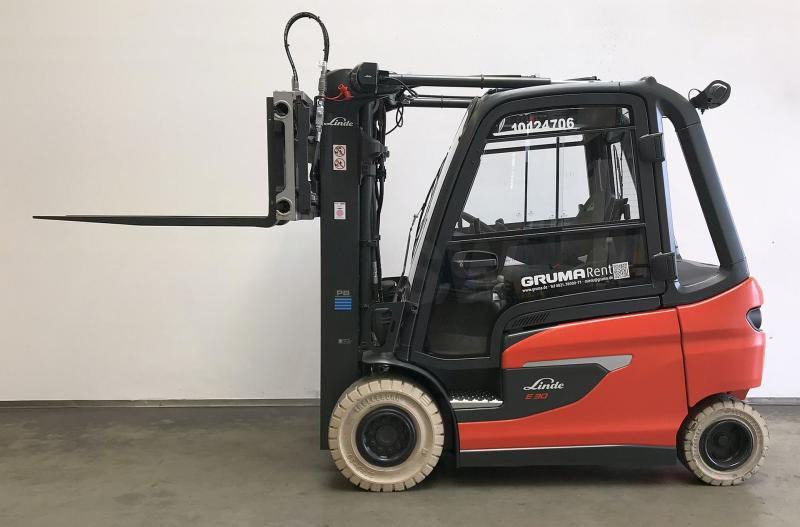 Linde E 30 1252 - Elektrický vysokozdvižný vozík: obrázek 4 Linde E 30 1252 - Elektrický vysokozdvižný vozík: obrázek 4