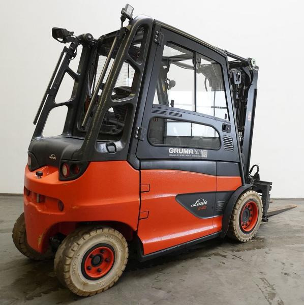 Linde E 40/600 H 388 - Elektrický vysokozdvižný vozík: obrázek 2 Linde E 40/600 H 388 - Elektrický vysokozdvižný vozík: obrázek 2