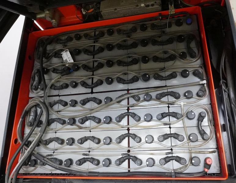 Linde E 40/600 H 388 - Elektrický vysokozdvižný vozík: obrázek 5 Linde E 40/600 H 388 - Elektrický vysokozdvižný vozík: obrázek 5