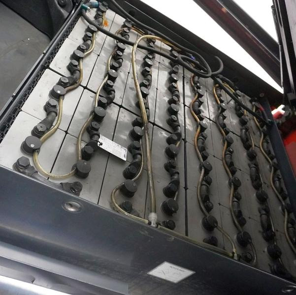 Linde E 50/600 HL 388 - Elektrický vysokozdvižný vozík: obrázek 5 Linde E 50/600 HL 388 - Elektrický vysokozdvižný vozík: obrázek 5