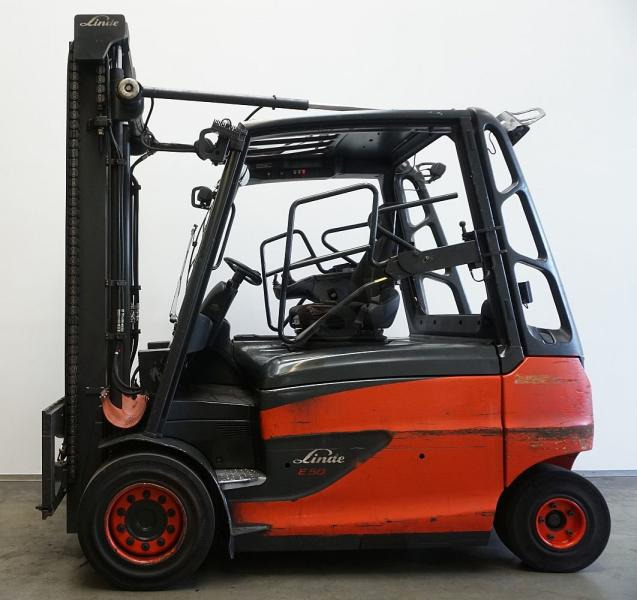 Linde E 50/600 HL 388 - Elektrický vysokozdvižný vozík: obrázek 4 Linde E 50/600 HL 388 - Elektrický vysokozdvižný vozík: obrázek 4