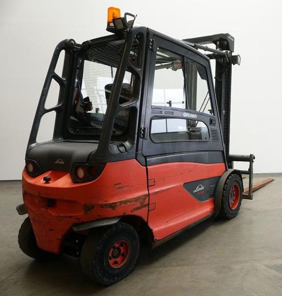 Linde E 50/600 HL 388 - Elektrický vysokozdvižný vozík: obrázek 2 Linde E 50/600 HL 388 - Elektrický vysokozdvižný vozík: obrázek 2