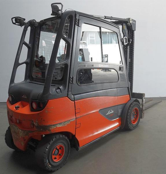 Linde E 50/600 HL 388 - Elektrický vysokozdvižný vozík: obrázek 2 Linde E 50/600 HL 388 - Elektrický vysokozdvižný vozík: obrázek 2