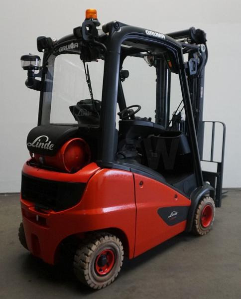 Linde H 18 T EVO 391-00 - Plynový vysokozdvižný vozík: obrázek 3 Linde H 18 T EVO 391-00 - Plynový vysokozdvižný vozík: obrázek 3