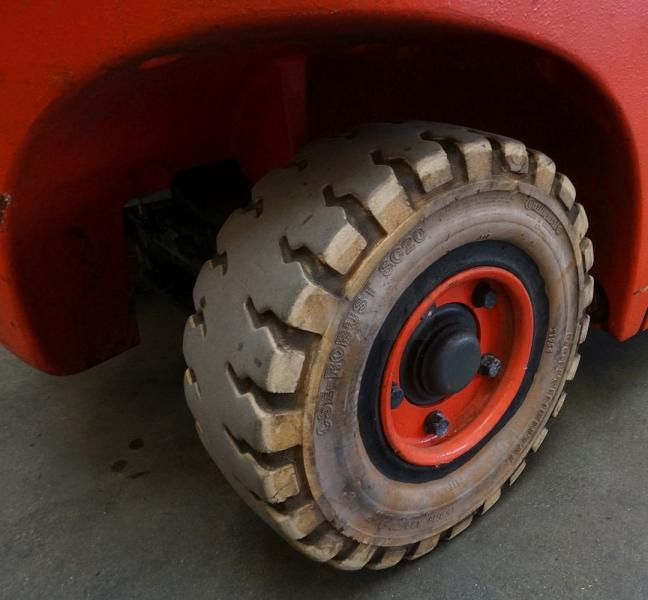 Linde H 18 T EVO 391-00 - Plynový vysokozdvižný vozík: obrázek 5 Linde H 18 T EVO 391-00 - Plynový vysokozdvižný vozík: obrázek 5