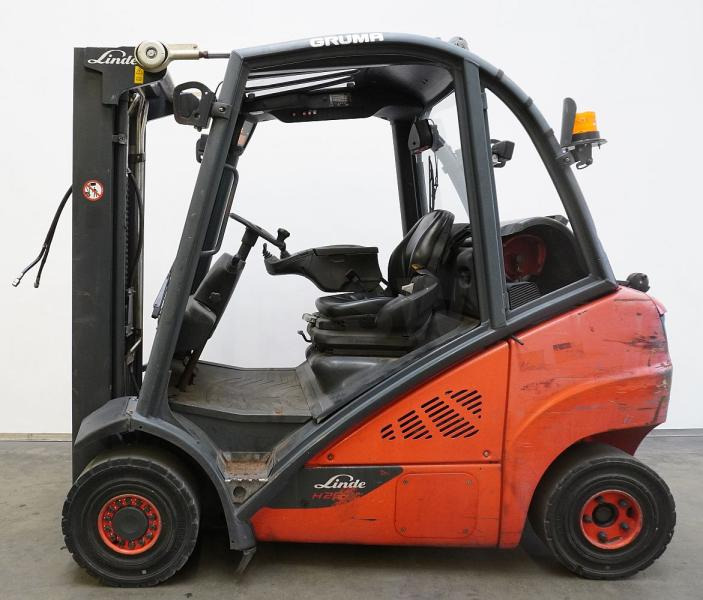 Linde H 25 T EVO 392-02 - Plynový vysokozdvižný vozík: obrázek 4 Linde H 25 T EVO 392-02 - Plynový vysokozdvižný vozík: obrázek 4