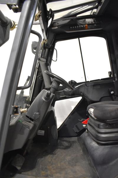 Linde H 35 T EVO 393-02 - Plynový vysokozdvižný vozík: obrázek 3 Linde H 35 T EVO 393-02 - Plynový vysokozdvižný vozík: obrázek 3
