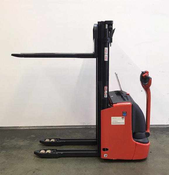 Linde L 12 i 1172 - Stohovací vozík: obrázek 3 Linde L 12 i 1172 - Stohovací vozík: obrázek 3