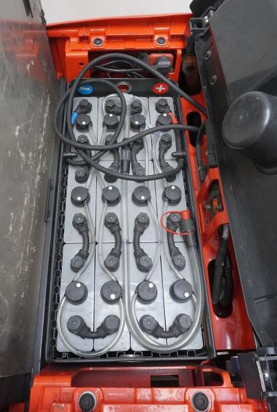 Linde L 14 AP i 1173 - Stohovací vozík: obrázek 4 Linde L 14 AP i 1173 - Stohovací vozík: obrázek 4