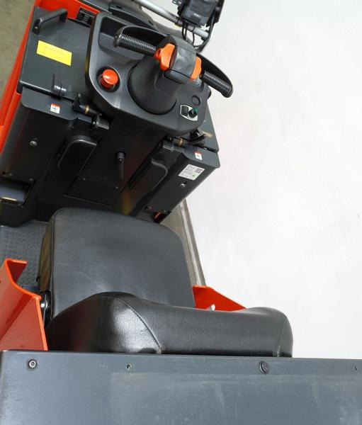 Linde P 50 C 1190 - Elektrický tahač: obrázek 3 Linde P 50 C 1190 - Elektrický tahač: obrázek 3