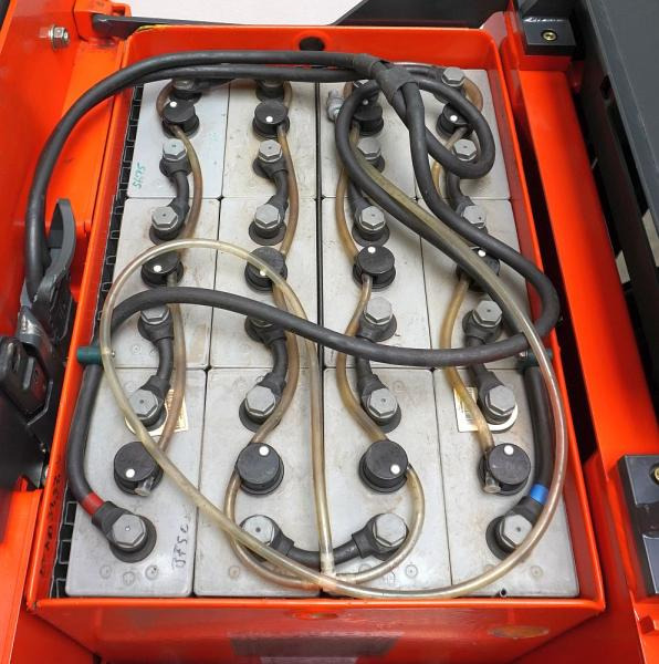 Linde P 50 C 1190 - Elektrický tahač: obrázek 5 Linde P 50 C 1190 - Elektrický tahač: obrázek 5