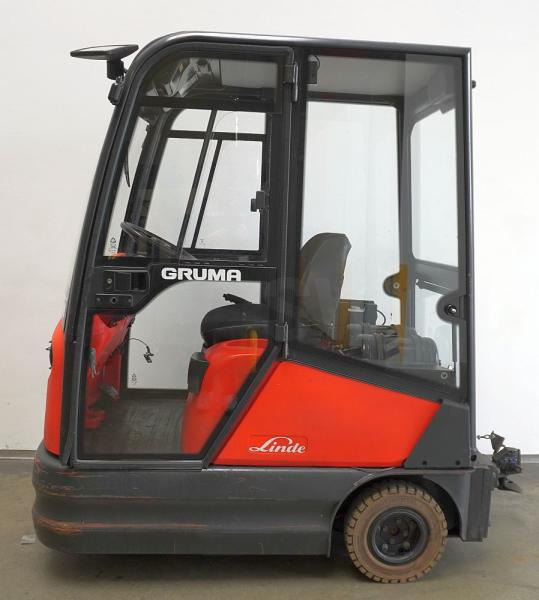 Linde P 60 Z 126 - Elektrický tahač: obrázek 4 Linde P 60 Z 126 - Elektrický tahač: obrázek 4