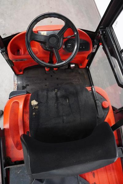 Linde P 60 Z 126 - Elektrický tahač: obrázek 3 Linde P 60 Z 126 - Elektrický tahač: obrázek 3