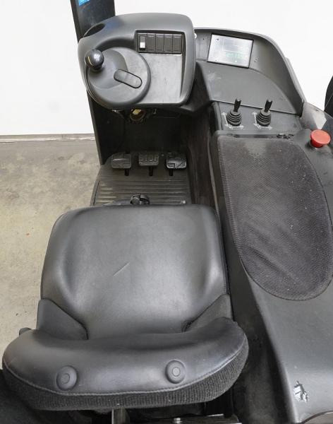 Linde R 14 115 - Retrak: obrázek 3 Linde R 14 115 - Retrak: obrázek 3