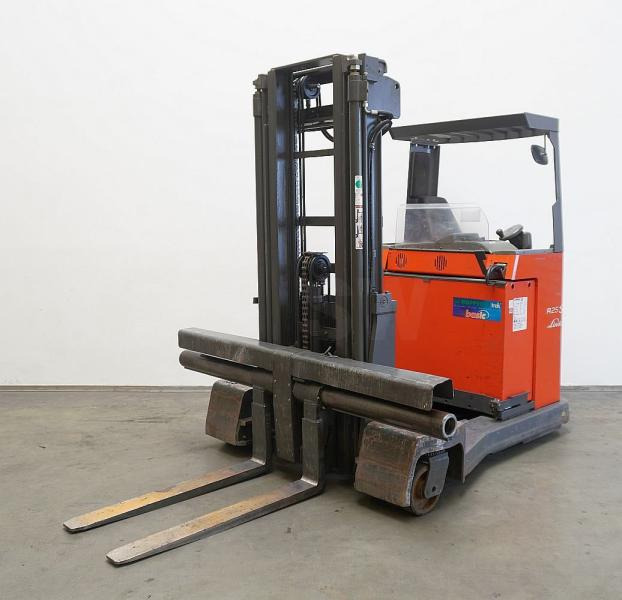 Linde R 25 F 144 - Čtyřcestný vozík: obrázek 2 Linde R 25 F 144 - Čtyřcestný vozík: obrázek 2