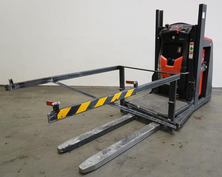 Linde V 10 5212 - Vychystávací vozík: obrázek 2 Linde V 10 5212 - Vychystávací vozík: obrázek 2