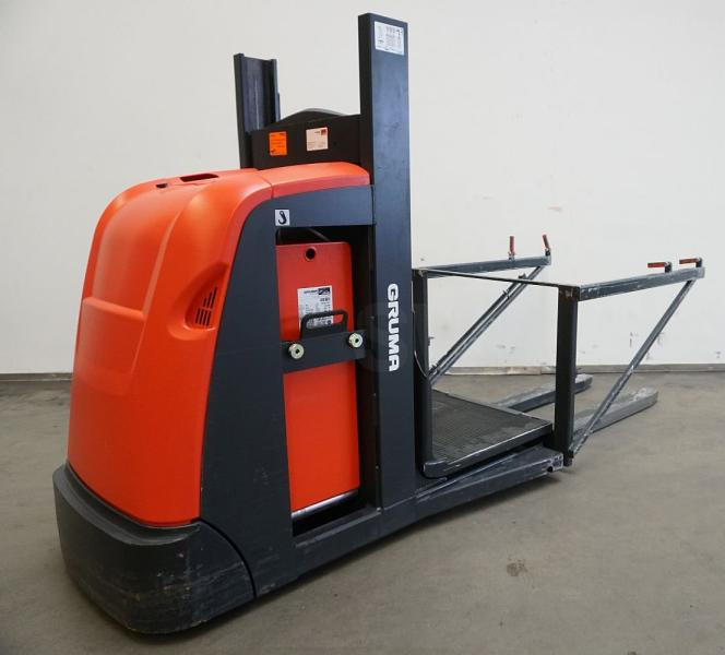 Linde V 10 5212 - Vychystávací vozík: obrázek 1 Linde V 10 5212 - Vychystávací vozík: obrázek 1