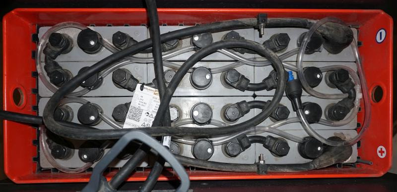 Linde V 10 5212 - Vychystávací vozík: obrázek 5 Linde V 10 5212 - Vychystávací vozík: obrázek 5