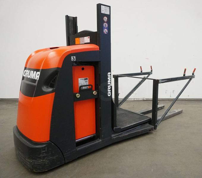Linde V 10 5212 - Vychystávací vozík: obrázek 1 Linde V 10 5212 - Vychystávací vozík: obrázek 1