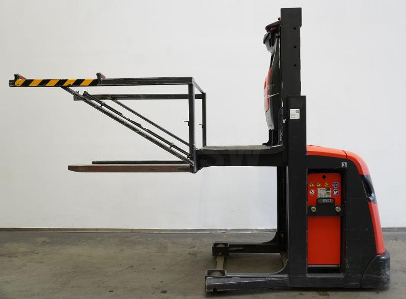 Linde V 10 5212 - Vychystávací vozík: obrázek 4 Linde V 10 5212 - Vychystávací vozík: obrázek 4