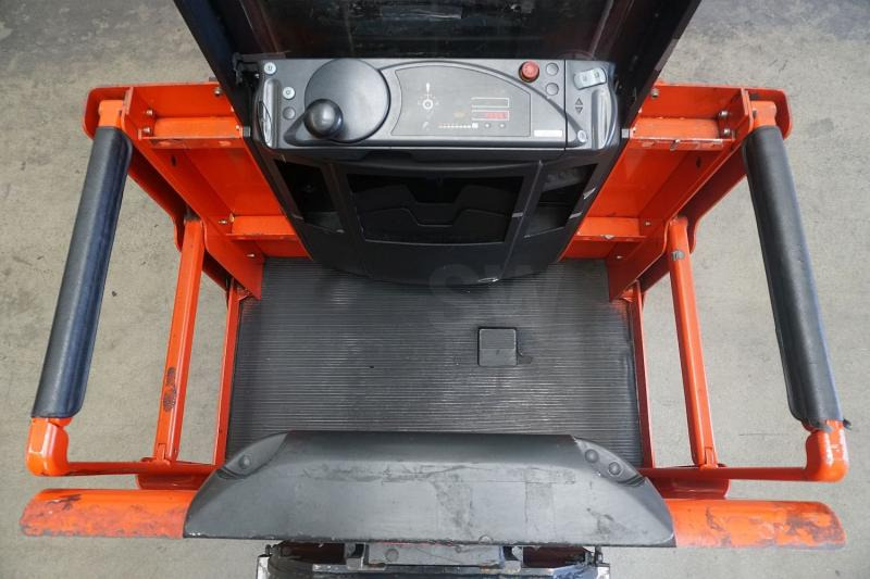 Linde V 11 015 - Vychystávací vozík: obrázek 3 Linde V 11 015 - Vychystávací vozík: obrázek 3