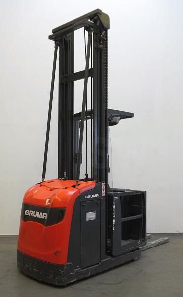 Linde V 24 5213 - Vychystávací vozík: obrázek 1 Linde V 24 5213 - Vychystávací vozík: obrázek 1