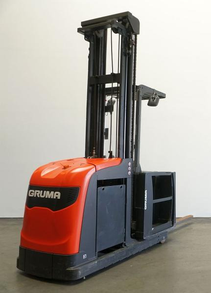 Linde V 48 5213 - Vychystávací vozík: obrázek 1 Linde V 48 5213 - Vychystávací vozík: obrázek 1