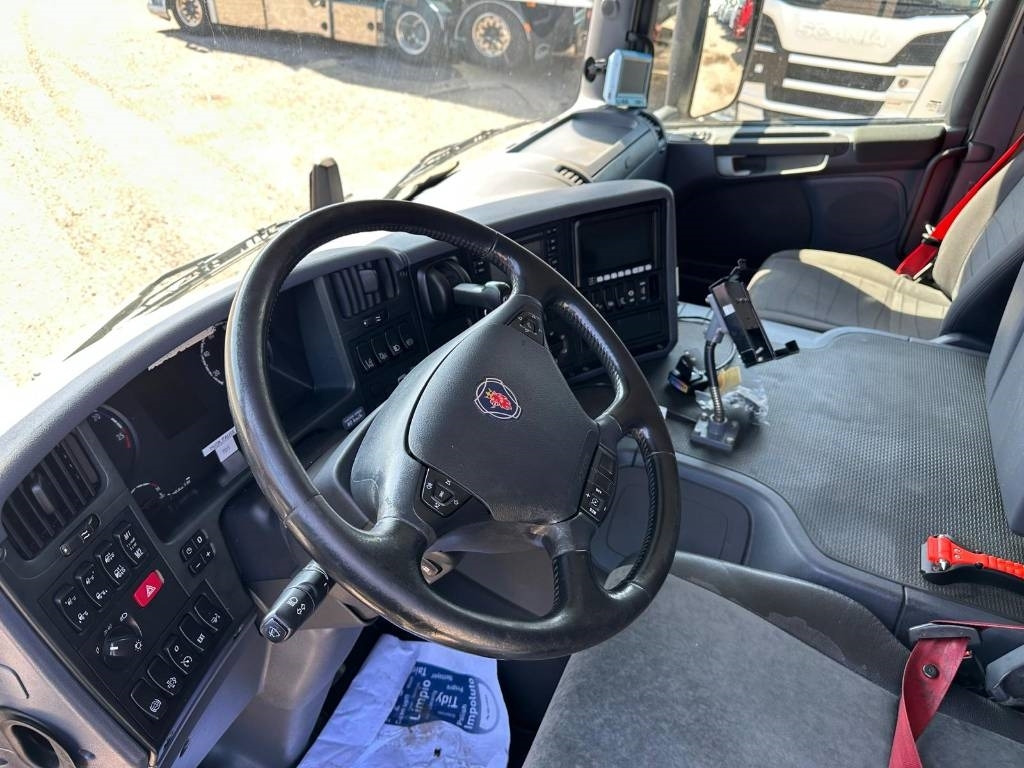 Scania P 360 - Skříňový nákladní auto: obrázek 4 Scania P 360 - Skříňový nákladní auto: obrázek 4