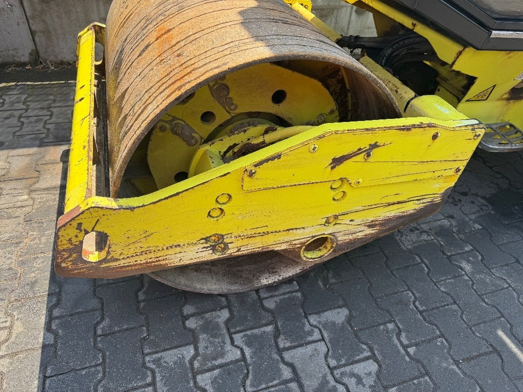 Ammann Rammax RW 3005 - Kombinovaný válec: obrázek 3 Ammann Rammax RW 3005 - Kombinovaný válec: obrázek 3