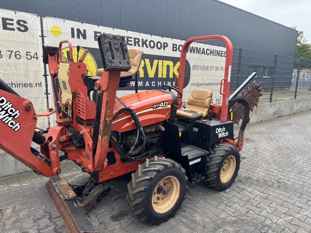 Ditch Witch RT 40 - Rýhovač: obrázek 3 Ditch Witch RT 40 - Rýhovač: obrázek 3