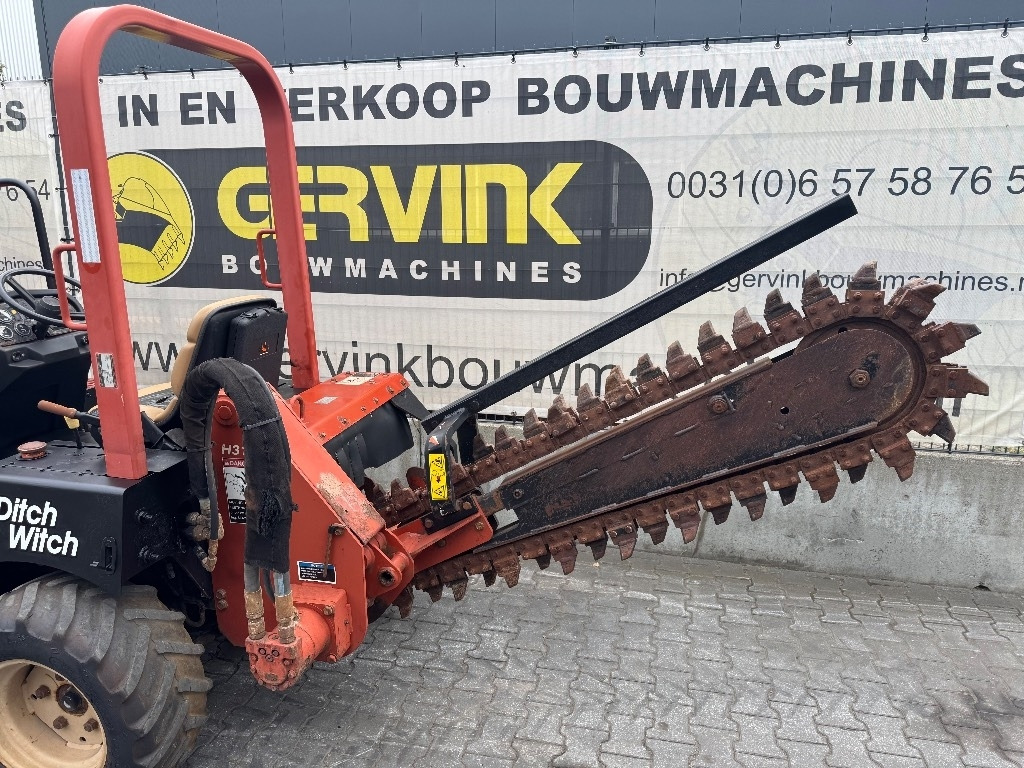 Ditch Witch RT 40 - Rýhovač: obrázek 4 Ditch Witch RT 40 - Rýhovač: obrázek 4
