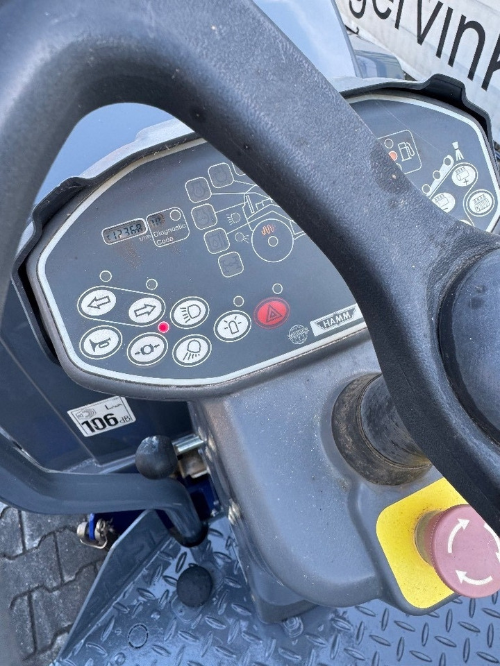 Hamm HD 12 VV  leasing Hamm HD 12 VV: obrázek 6 Hamm HD 12 VV  leasing Hamm HD 12 VV: obrázek 6