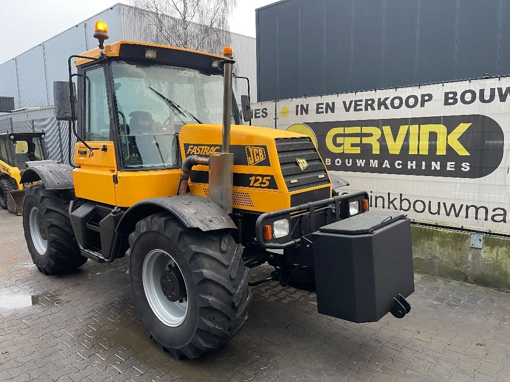 JCB Fastrac 125 - Traktor: obrázek 2 JCB Fastrac 125 - Traktor: obrázek 2
