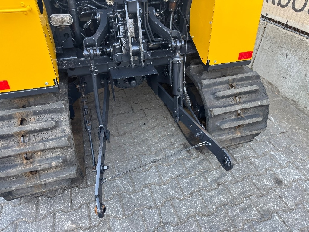 Yanmar CT 55 - Traktor: obrázek 4 Yanmar CT 55 - Traktor: obrázek 4
