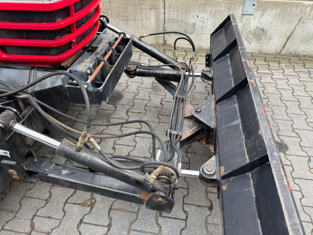 Yanmar Ct 45 - Traktor: obrázek 3 Yanmar Ct 45 - Traktor: obrázek 3