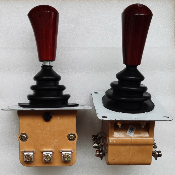 Qingdao Promising FLAND EL45 Electric Wheel Loader Forward Reverse Toggle Switch - Řadící páka pro Kolový nakladač: obrázek 1 Qingdao Promising FLAND EL45 Electric Wheel Loader Forward Reverse Toggle Switch - Řadící páka pro Kolový nakladač: obrázek 1