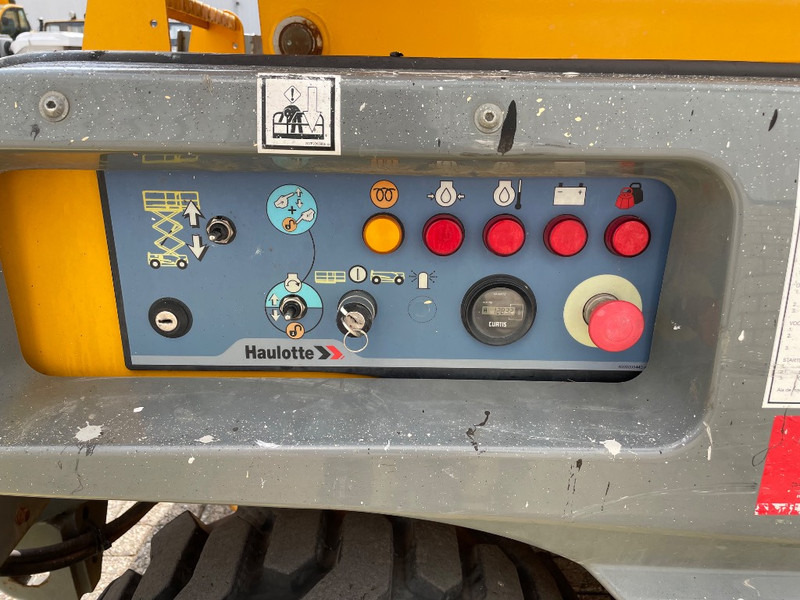 Nůžková plošina Haulotte Compact 12 DX: obrázek 9