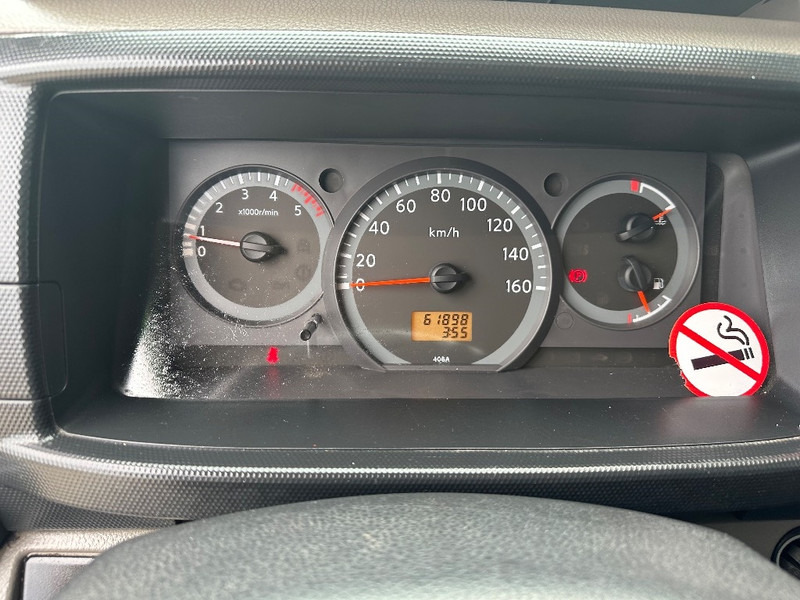 Palfinger P 260 B op Nissan Cabstar - Autoplošina: obrázek 3 Palfinger P 260 B op Nissan Cabstar - Autoplošina: obrázek 3