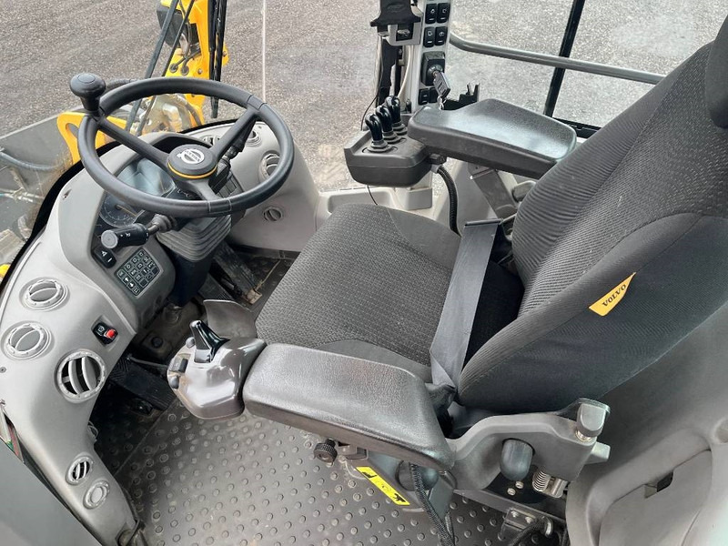 Volvo L60H Lång bom, Hjullastare - Kolový nakladač: obrázek 5 Volvo L60H Lång bom, Hjullastare - Kolový nakladač: obrázek 5