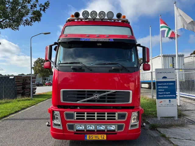 Volvo FH 12 480 Globe XL Euro 5 7B chassis tyres new - Tahač: obrázek 2 Volvo FH 12 480 Globe XL Euro 5 7B chassis tyres new - Tahač: obrázek 2