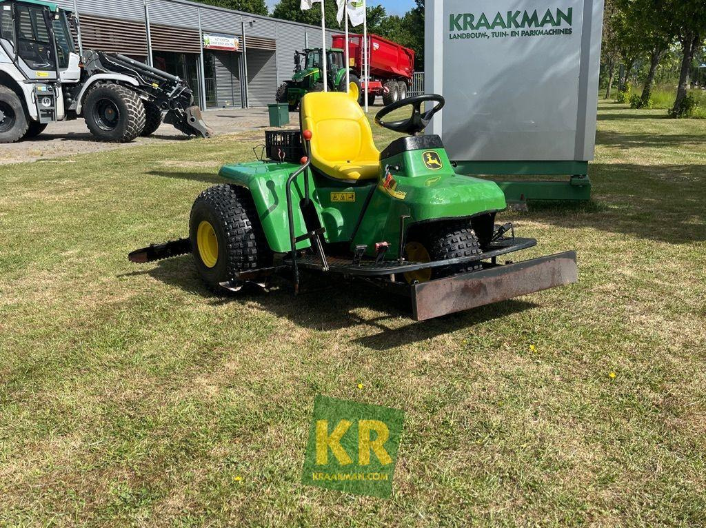 1200A bunkerrake John Deere - Zahradní technika: obrázek 2 1200A bunkerrake John Deere - Zahradní technika: obrázek 2