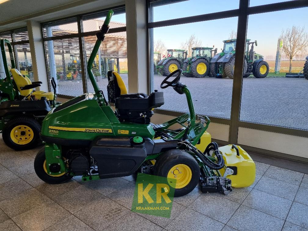 2750 precisioncut Greenmaaier John Deere - Sekačka na trávu: obrázek 1 2750 precisioncut Greenmaaier John Deere - Sekačka na trávu: obrázek 1