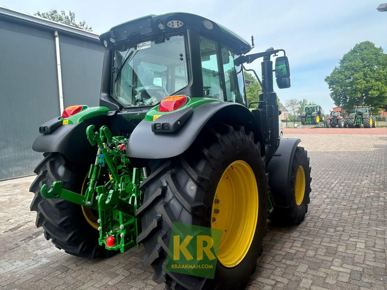 6120M John Deere - Traktor: obrázek 1 6120M John Deere - Traktor: obrázek 1