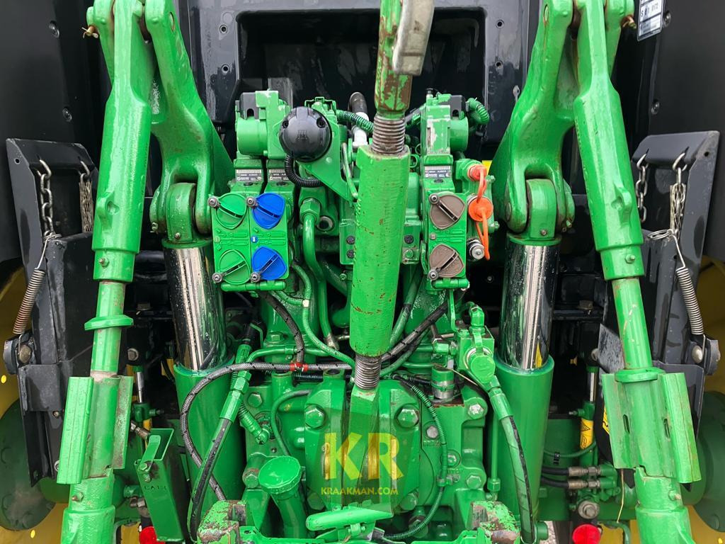 6140R John Deere - Traktor: obrázek 4 6140R John Deere - Traktor: obrázek 4