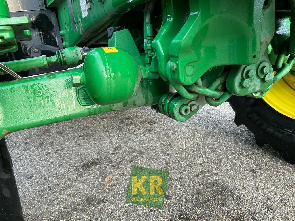 Traktor 6140R John Deere: obrázek 13