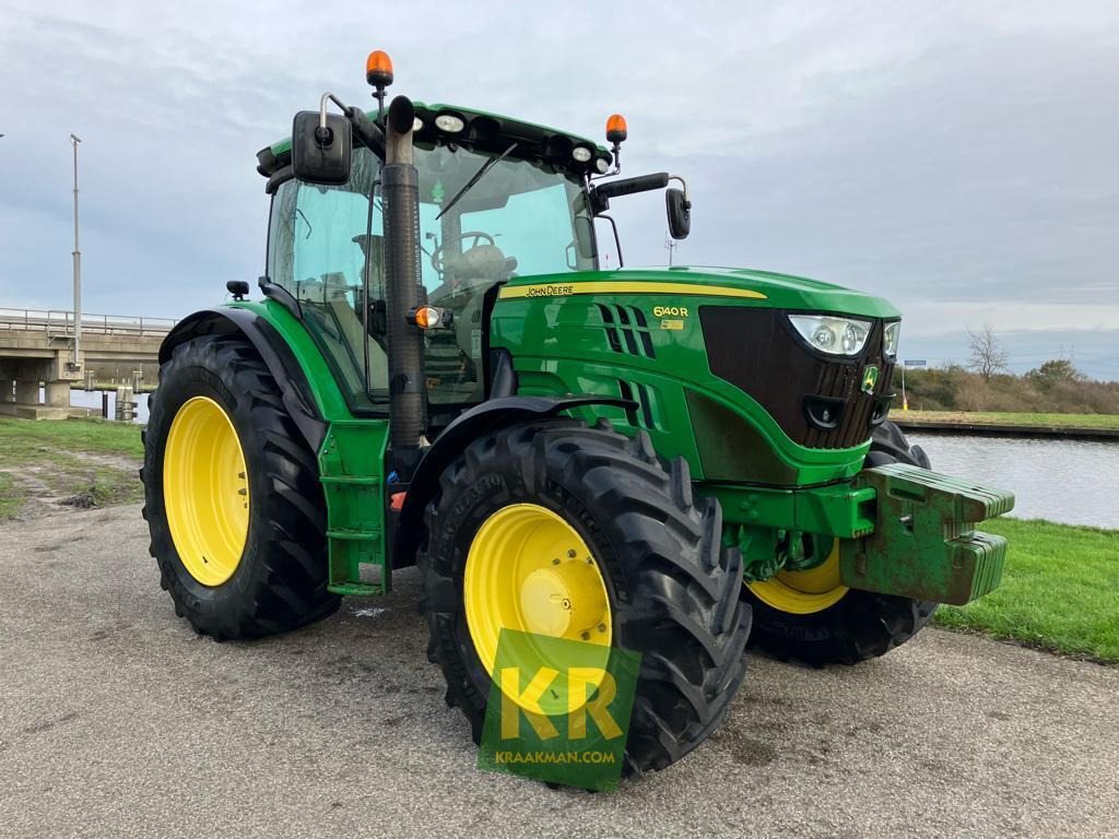 Traktor 6140R John Deere: obrázek 12