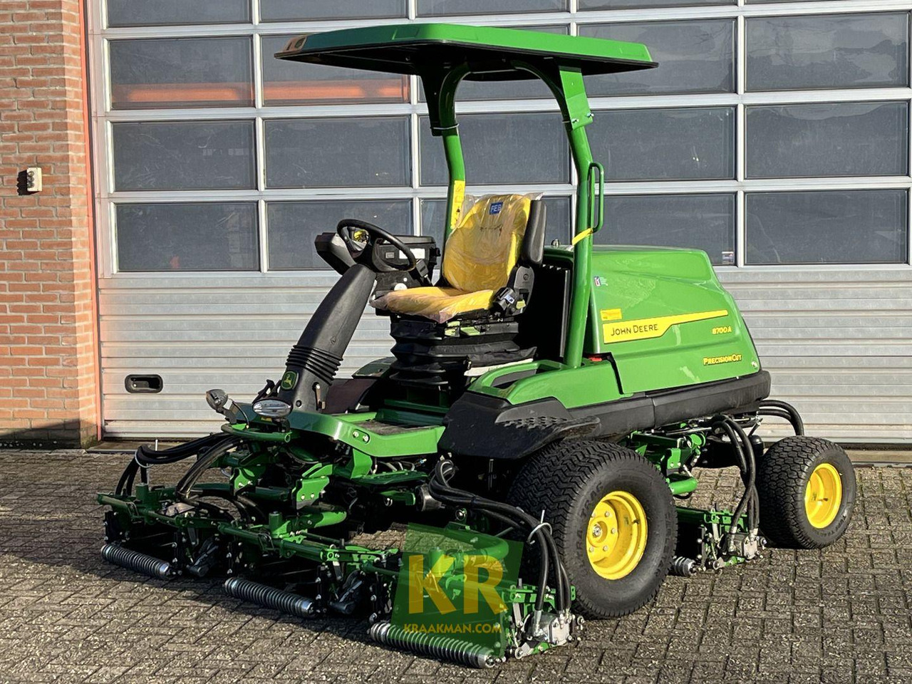 8700A John Deere - Sekačka na trávu: obrázek 1 8700A John Deere - Sekačka na trávu: obrázek 1